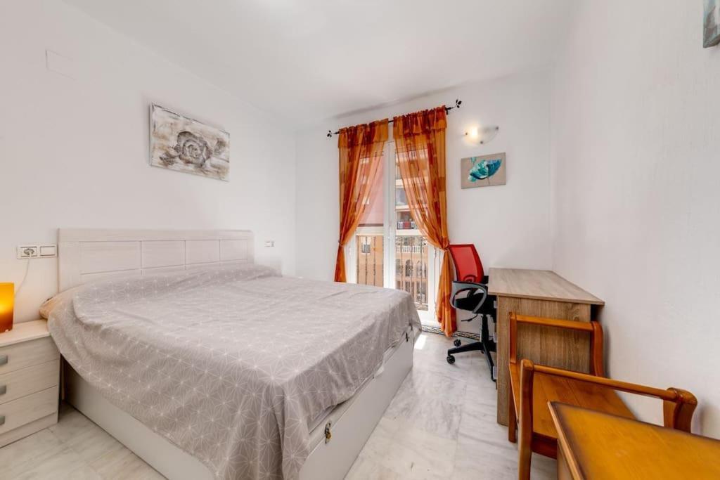 Star Apartment Torrevieja Bagian luar foto