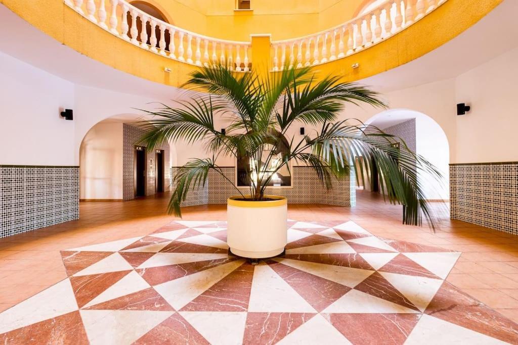 Star Apartment Torrevieja Bagian luar foto