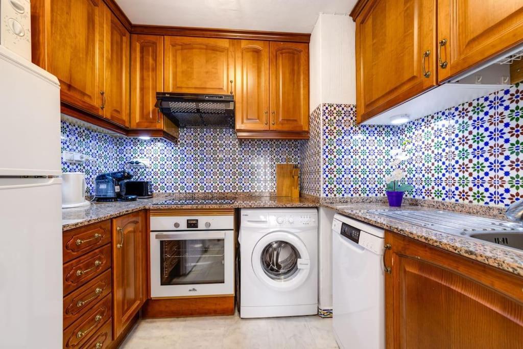 Star Apartment Torrevieja Bagian luar foto