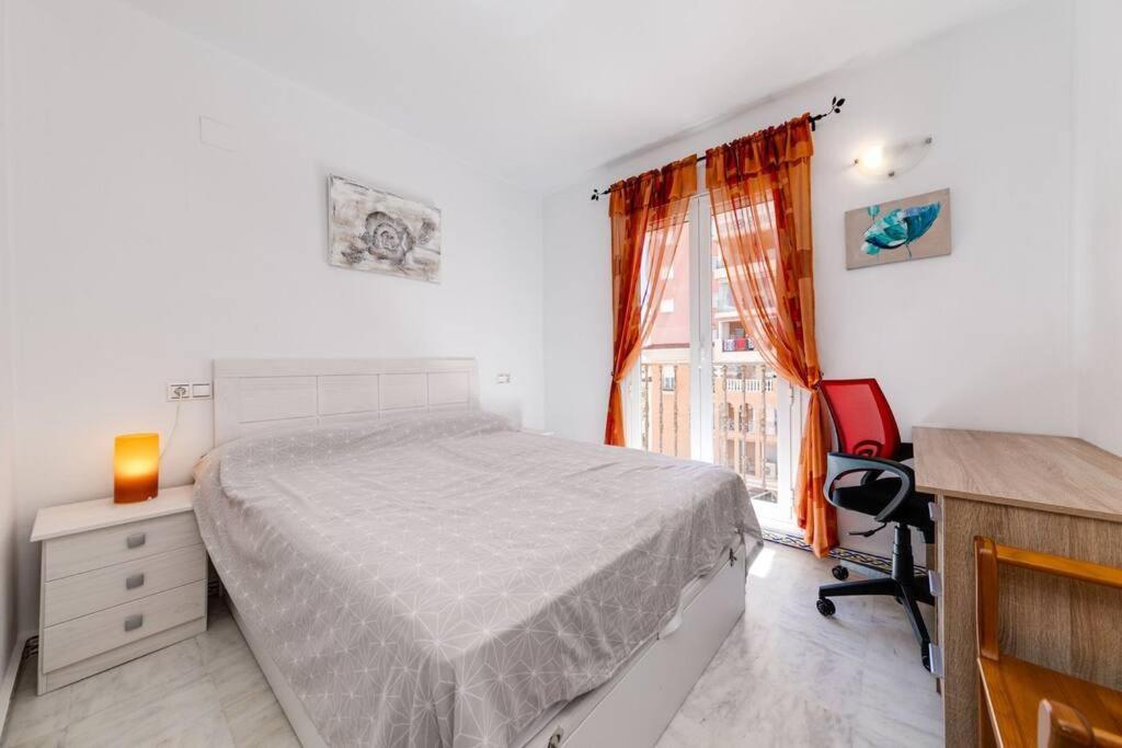 Star Apartment Torrevieja Bagian luar foto